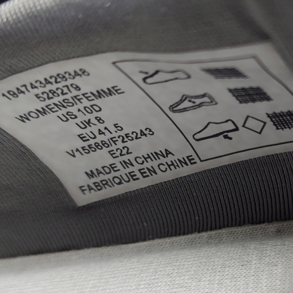 Lands' End Navy Gatas Lightweight Comfort Slip-On Shoes Women's Size 10 D - Picture 7 of 9